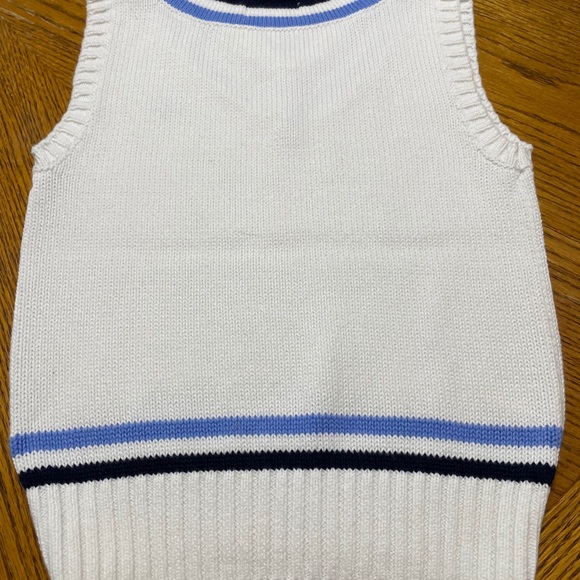 🌟HP🌟 Chaps Boys White Sweater Vest - Picture 2 of 3